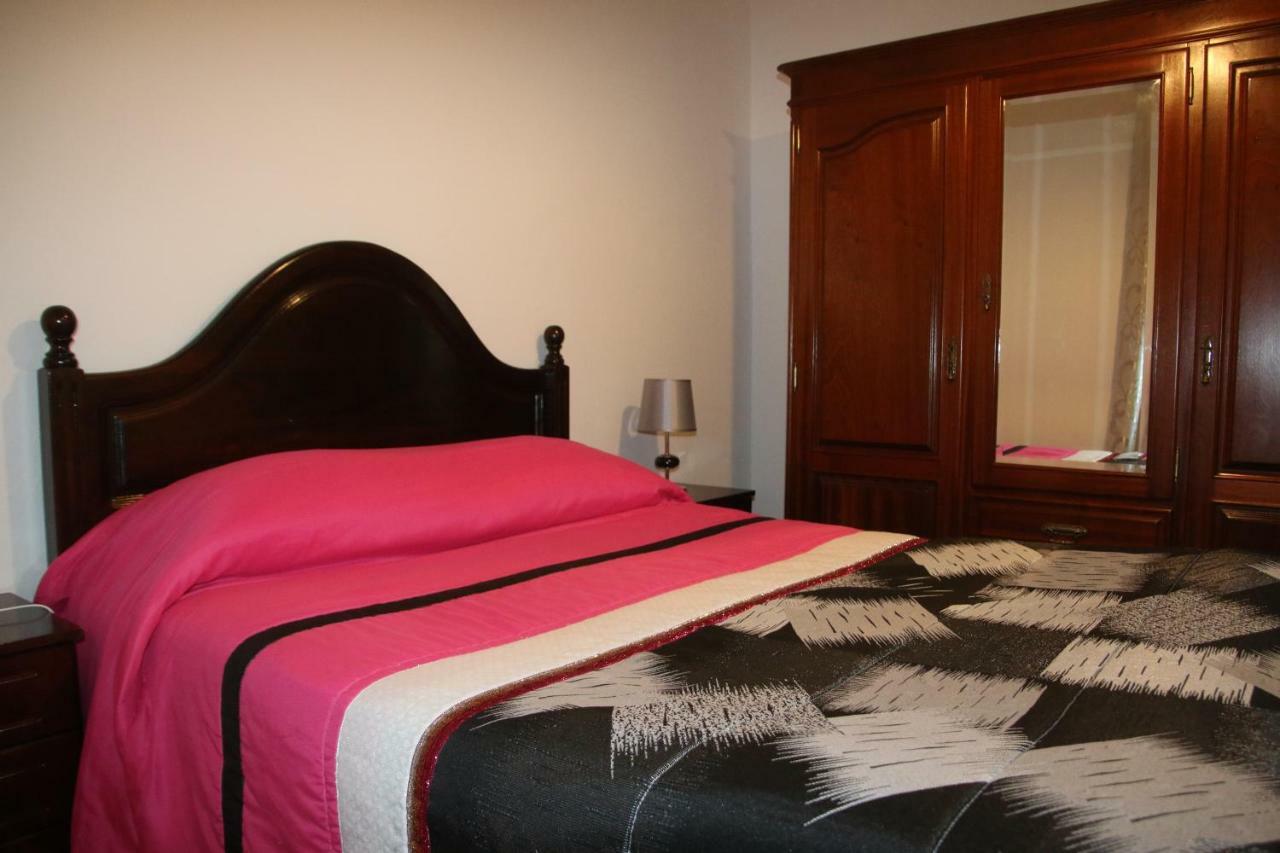 Salvador Beach House I Nazare Bagian luar foto