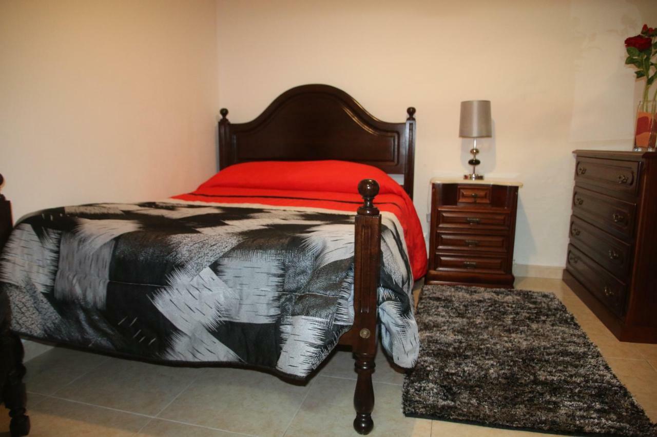 Salvador Beach House I Nazare Bagian luar foto