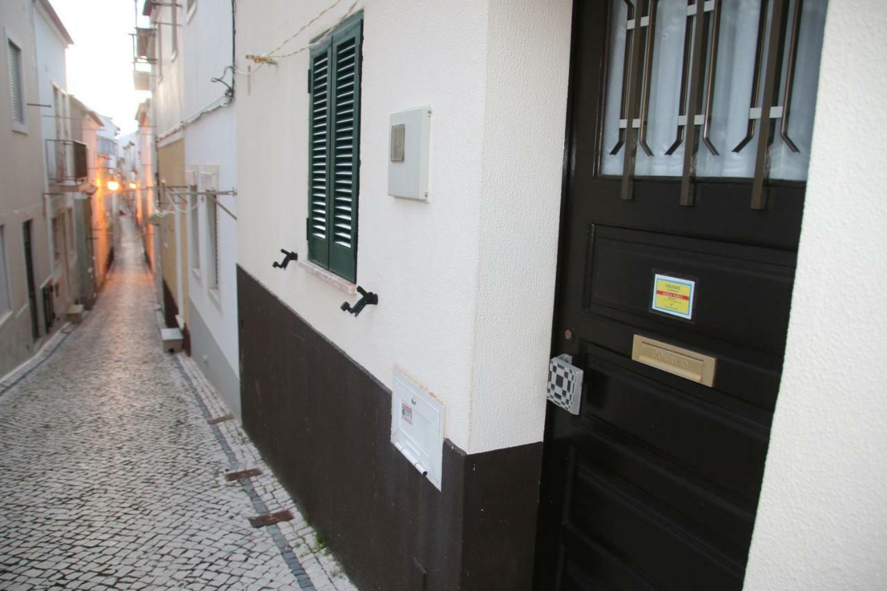 Salvador Beach House I Nazare Bagian luar foto